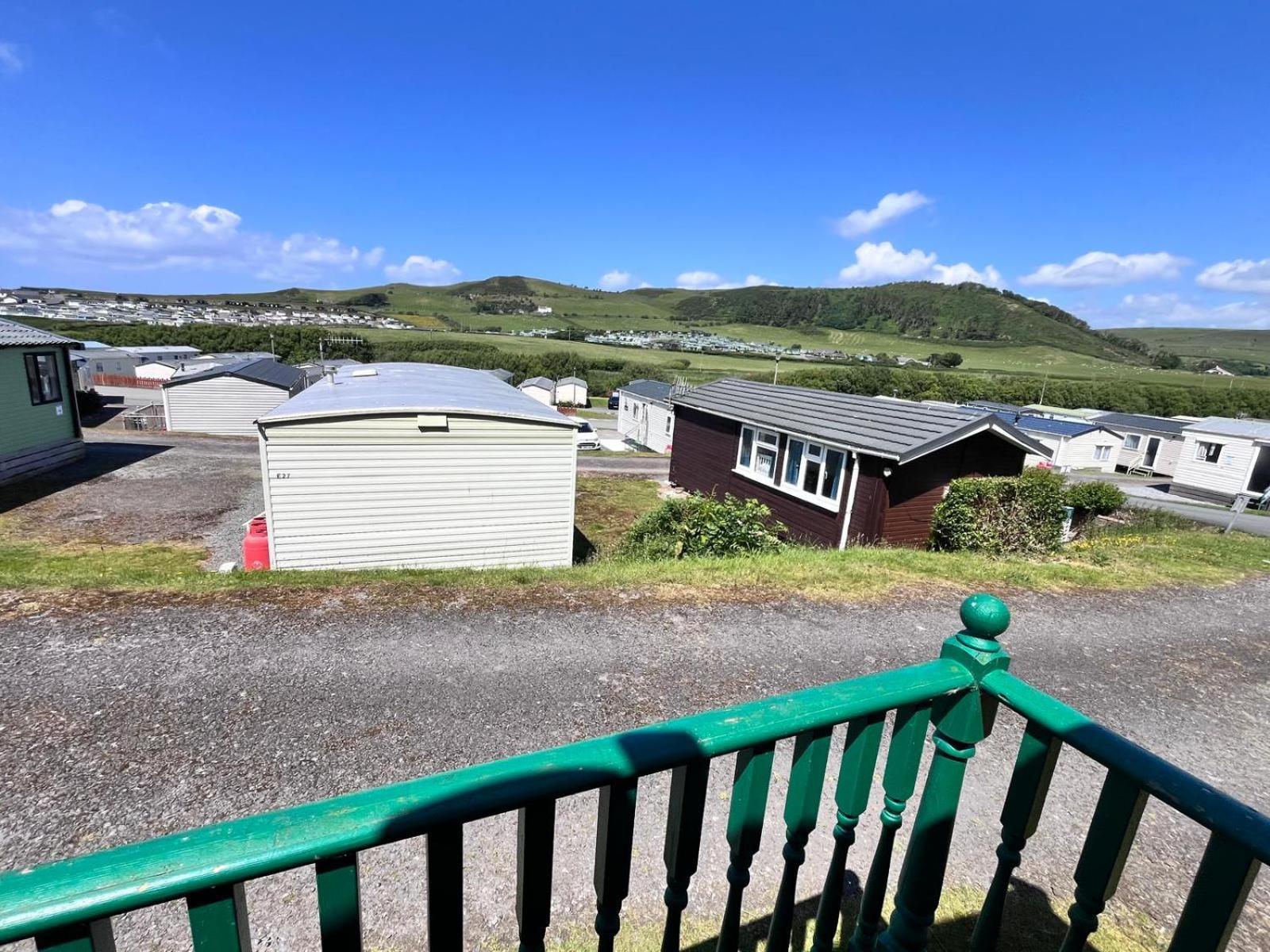 Van Number 123 Beautiful Caravan Sleeps 4 Aberystwyth Extérieur photo